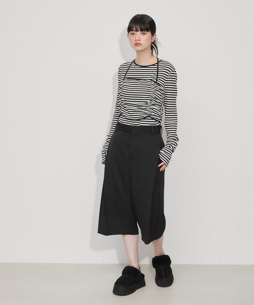 UGG(アグ)の「【WEB限定】【UGG(アグ)】Funkette(サンダル・レディース・キャメル/ブラック・23/25/24)」の3枚目の写真