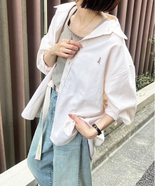 DOUBLE NAME（ダブルネーム）の「ミニ恐竜ワッペンオックスシャツ/ユニセックス（シャツ/ブラウス・レディース・ブラック/オフホワイト/ネイビー/パープル・FREE）」の9枚目の写真