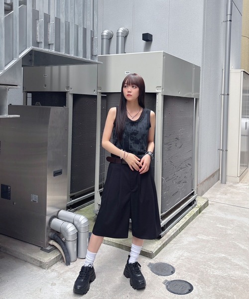 ENVYM(アンビー)の「アンサンブルライクタンクトップ(タンクトップ・レディース・カーキ/ブラック/ホワイト・FREE)」の20枚目の写真