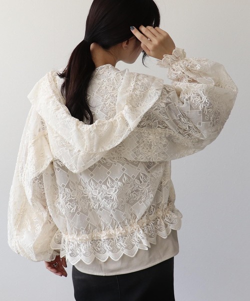 ThreeFourTime　美品　ドロストギャザー刺繍ジッパーブルゾン Three Four Time（ｽﾘｰﾌｫｰﾀｲﾑ）の「ドロストギャザー刺繍ジッパー