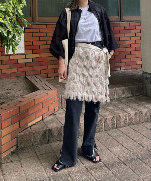 y/m by misato（イムバイミサト）の「フリンジラップスカート（スカート・レディース・アイボリー/ブラック・FREE）」の5枚目の写真
