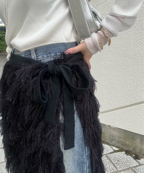 y/m by misato（イムバイミサト）の「フリンジラップスカート（スカート・レディース・アイボリー/ブラック・FREE）」の13枚目の写真