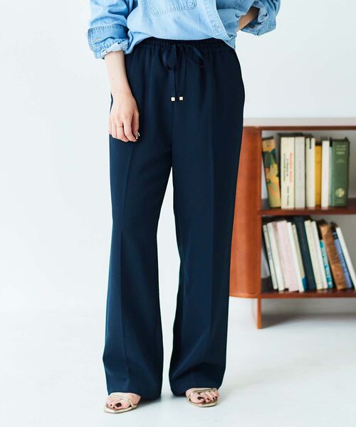 le.coeur blanc(ルクールブラン)の「【飯豊まりえさん着用】ダブルクロスストレートイージーパンツ(その他パンツ・レディース・ブラック/グレイッシュベージュ/ネイビー/ベージュ/ライトベージュ・36/38)」の5枚目の写真