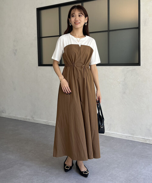 Chez toi（シェトワ）の「ビスチェ見えドロストワンピース（ワンピース・レディース・ネイビー/モカ/ブラック・FREE）」の11枚目の写真