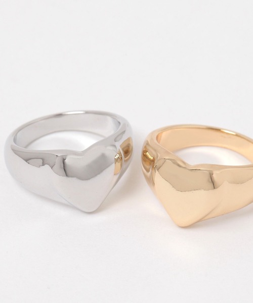 FOREVER 21（フォーエバー トゥエンティーワン）の「ハートリング（リング・レディース・シルバー/ゴールド・FREE）」の4枚目の写真