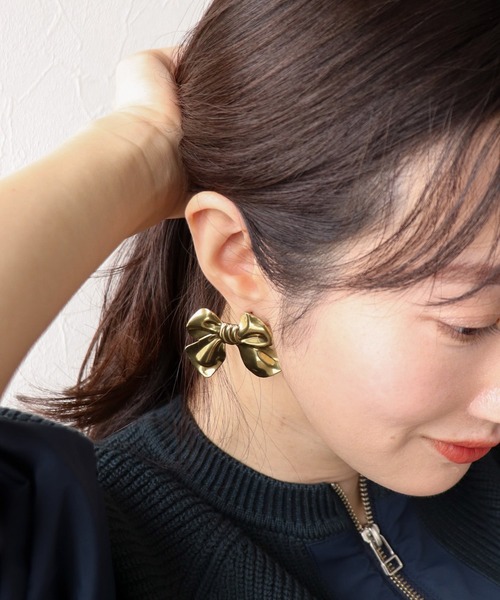 Three Four Time(スリーフォータイム)の「【LIMITED NUMBER/リミテッドナンバー】70's USAparts リボンメタルピアス(ピアス(両耳用)・レディース・ゴールド/シルバー・FREE)」の5枚目の写真