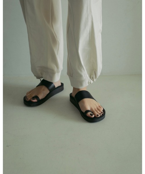 anuke（アンヌーク）の「Ecoleather Belt Sandals（サンダル・レディース・ブラック/ブラウン・36inch/37inch/38inch）」の11枚目の写真
