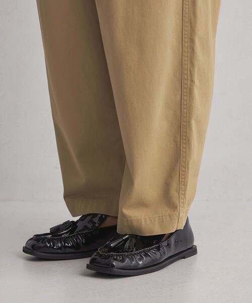 green label relaxing（グリーンレーベルリラクシング）の「＜at ease＞カーブ チノパンツ（チノパンツ・レディース・ブラック/ベージュ・40/38/34/36）」の19枚目の写真