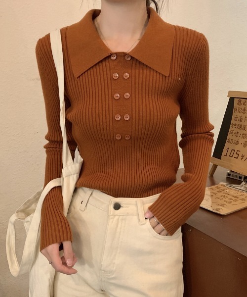 ECLIN(エクラン)の「ダブルボタンポロニットプルオーバー(ニット/セーター・レディース・ブラウン/ベージュ/カーキ/ブラック/アイボリー/モカ・FREE)」の9枚目の写真