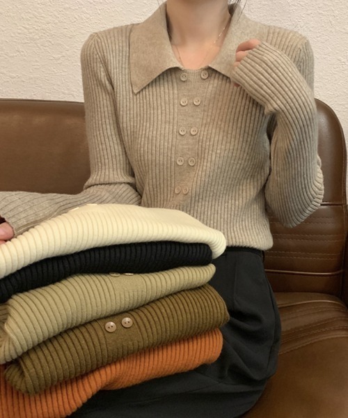ECLIN(エクラン)の「ダブルボタンポロニットプルオーバー(ニット/セーター・レディース・ブラウン/ベージュ/カーキ/ブラック/アイボリー/モカ・FREE)」の20枚目の写真
