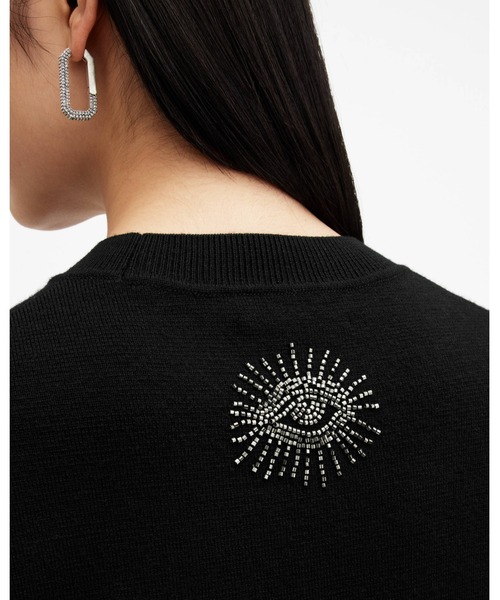 ALLSAINTS(オールセインツ)の「SERPENT EMBELLISHED JUMPER | SERPENT エンベリッシュド ニット・セーター(ニット/セーター・レディース・ブラック・XS/S/M)」の4枚目の写真