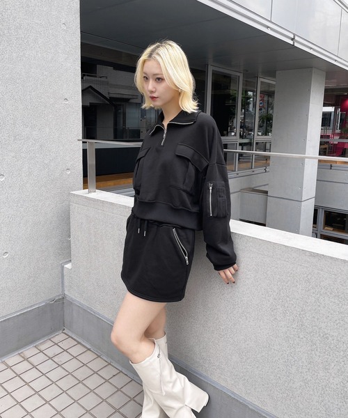 ENVYM（アンビー）の「ポケットデザインハーフジップスウェット（スウェット・レディース・ブラック/グレー/カーキ・FREE）」の12枚目の写真