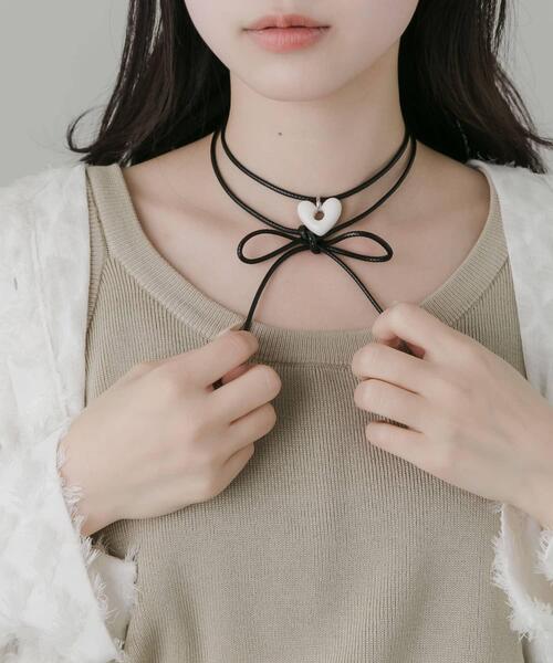 SMELLY（スメリー）の「ハートワントップロングコードチョーカー（ネックレス・レディース・ホワイト系その他・-）」の3枚目の写真