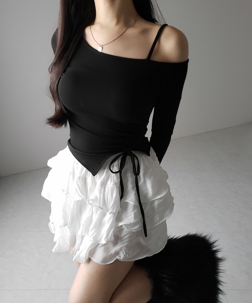 me+em select(ミームセレクト)の「※【 裏起毛 / カップ付 】サイドシャーリングリボンワンショルトップス / side shirring ribbon one shoulder tops(Tシャツ/カットソー・レディース・ホワイト/グレー/ブラック・FREE)」の21枚目の写真