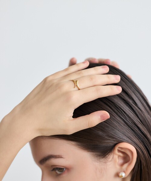 ete（エテ）の「[ハッピーカムカム] スネーク リング（リング）」 - WEAR