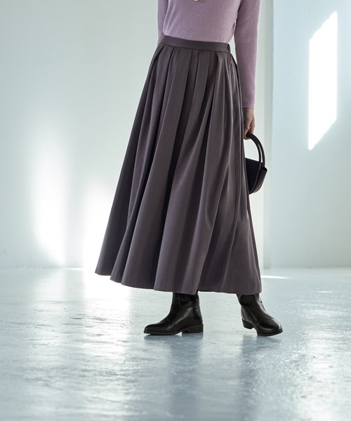 STYLE DELI(スタイルデリ)の「微光沢生地タックスカート(スカート・レディース・チャコールグレー/ライトブルー・SMALL/MEDIUM)」の2枚目の写真