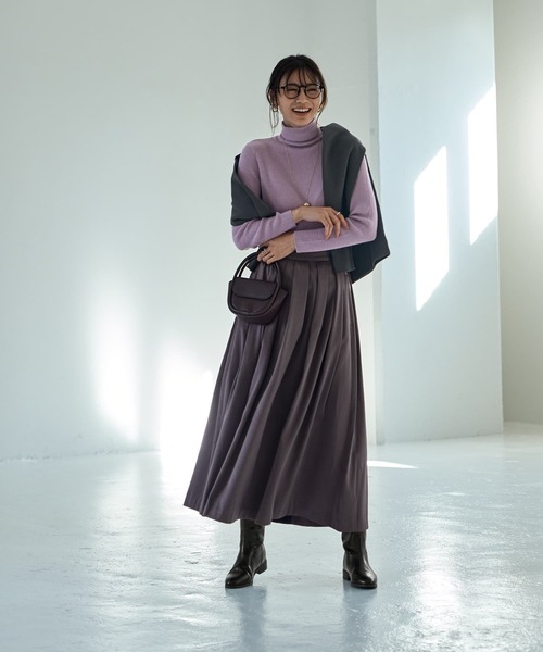 STYLE DELI(スタイルデリ)の「微光沢生地タックスカート(スカート・レディース・チャコールグレー/ライトブルー・SMALL/MEDIUM)」の8枚目の写真