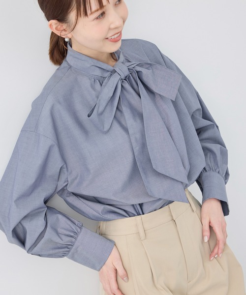 ROPE' PICNIC（ロペピクニック）の「【花粉ガード・防シワ】ボリューム袖ボウタイブラウス（シャツ/ブラウス・レディース・オフホワイト/ピンク/ネイビー/サックスブルー・38）」の2枚目の写真