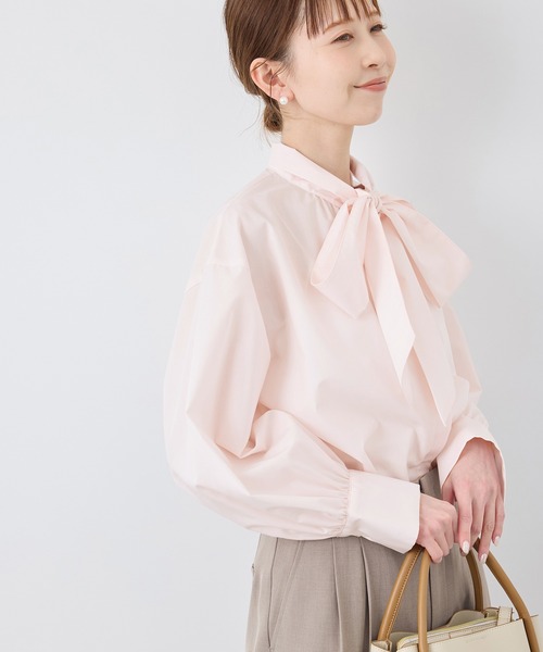 ROPE' PICNIC（ロペピクニック）の「【花粉ガード・防シワ】ボリューム袖ボウタイブラウス（シャツ/ブラウス・レディース・オフホワイト/ピンク/ネイビー/サックスブルー・38）」の18枚目の写真