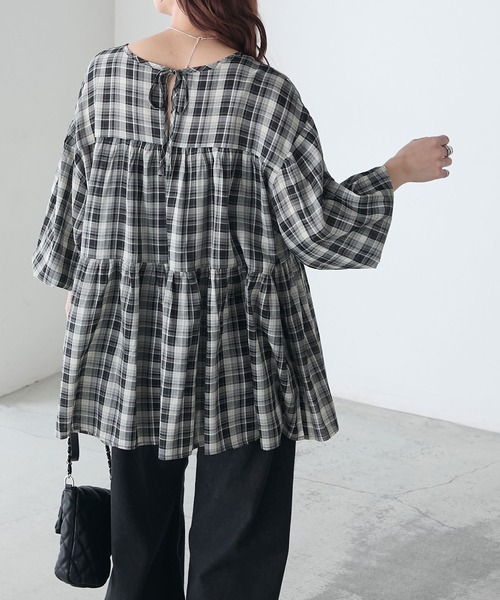 BONLECILL(ボンルシール)の「2wayティアードギャザーコットンミニワンピース/チュニック(シャツ/ブラウス・レディース・ブラック/アイボリー/ブラック系/ブルー系・FREE)」の22枚目の写真