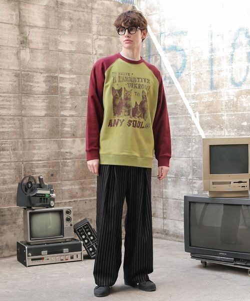 PBLIM(ページボーイリム)の「《UNISEX》パンクキャットスウェット(スウェット・レディース・ブルー/グリーン/アイボリー・MEDIUM/LARGE)」の7枚目の写真