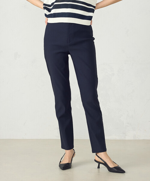 COMME CA ISM（コムサイズム）の「【美しいベーシックパンツ】サマーハイテンションパンツ（その他パンツ・レディース・グレイッシュベージュ/ネイビー/ブラック/サックスブルー・SMALL/MEDIUM/LARGE/X-LARGE/XX-LARGE/X-SMALL/XX-SMALL）」の4枚目の写真