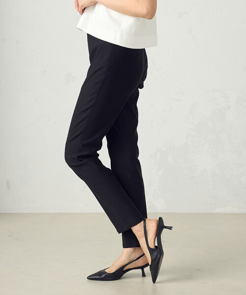 COMME CA ISM（コムサイズム）の「【美しいベーシックパンツ】サマーハイテンションパンツ（その他パンツ・レディース・グレイッシュベージュ/ネイビー/ブラック/サックスブルー・SMALL/MEDIUM/LARGE/X-LARGE/XX-LARGE/X-SMALL/XX-SMALL）」の2枚目の写真