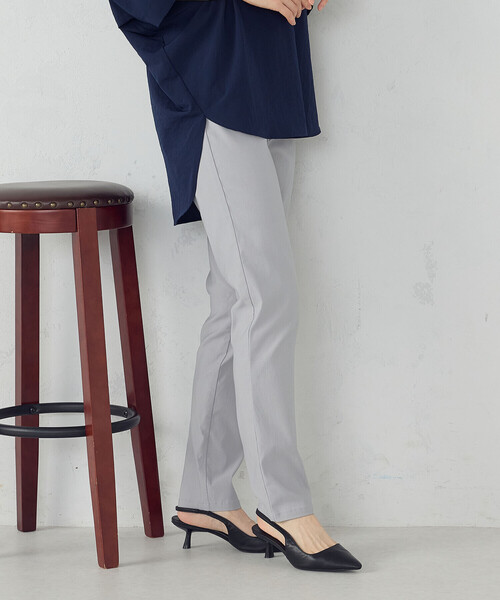 COMME CA ISM（コムサイズム）の「【美しいベーシックパンツ】サマーハイテンションパンツ（その他パンツ・レディース・グレイッシュベージュ/ネイビー/ブラック/サックスブルー・SMALL/MEDIUM/LARGE/X-LARGE/XX-LARGE/X-SMALL/XX-SMALL）」の9枚目の写真