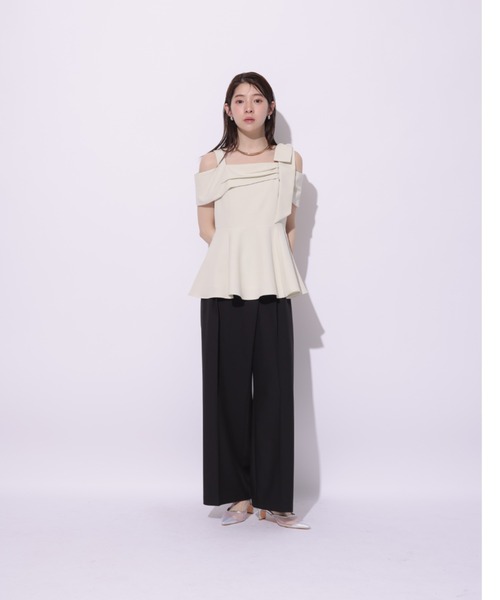 Rirandture(リランドチュール)の「ハイウエストラップパンツ(その他パンツ・レディース・ブラック/チャコールグレー/キャメル/モカ/オフホワイト/ピンク系その他・1/2/0)」の11枚目の写真