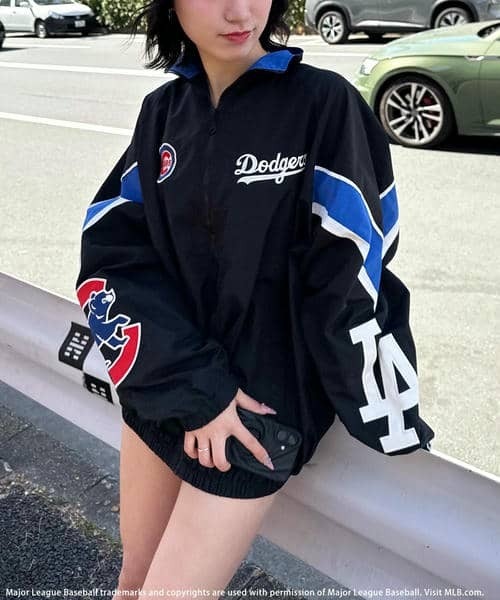 TOKYO SERIES 2025 配色ナイロンジャケット MLB東京シリーズ MLB】TOKYO SERIES 2025 配色ナイロンジャケット｜BACK TO THE