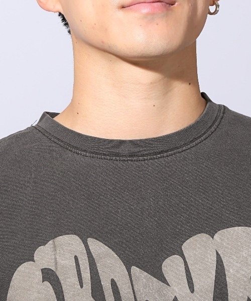 LUXSTYLE（ラグスタイル）の「天竺ピグメント加工ロゴプリントロンT（Tシャツ/カットソー・メンズ・ブラック/モカ・M/L/XL）」の9枚目の写真