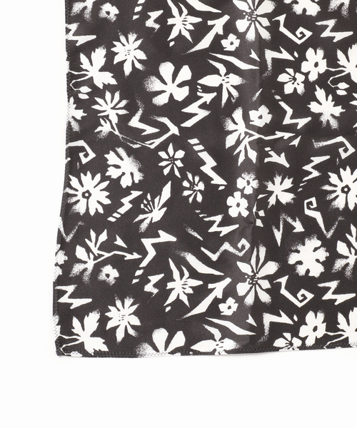 JOURNAL STANDARD（ジャーナルスタンダード）の「【GAKU*JS】シルクスカーフ（バンダナ/スカーフ・レディース・ブラック系その他/ホワイト/ピンク・FREE）」の12枚目の写真