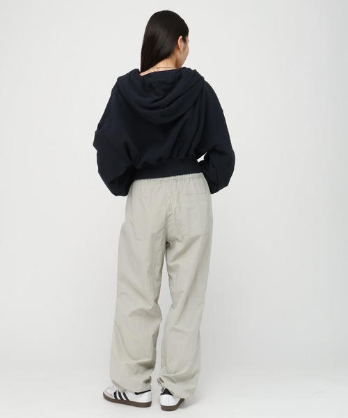 WOOALONG(ウアロン)の「【UNISEX】WOOALONG/シグネチャーフードジップ(ウラケ)(パーカー・レディース・ライトグレー/ブラウン系その他/ネイビー/チャコール・SMALL)」の19枚目の写真