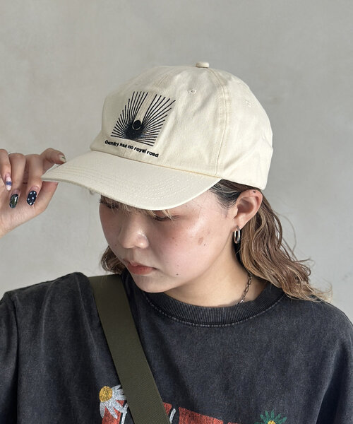 CPCM(シーピーシーエム)の「SPACE PHYSICS CAP(キャップ・レディース・グリーン/レッド/ネイビー/アイボリー・FREE)」の1枚目の写真