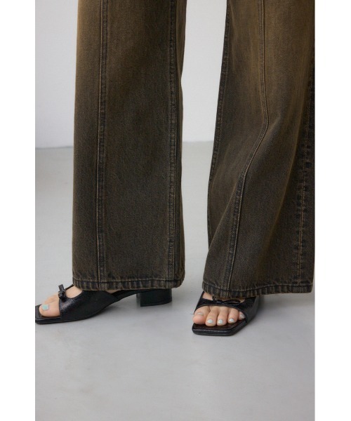 AZUL by moussy(アズールバイマウジー)の「AZUL DENIM ヴィンテージワイドデニム(デニムパンツ・レディース・ライトブルー/ブラック・SMALL/MEDIUM)」の9枚目の写真
