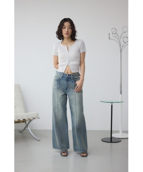 AZUL by moussy(アズールバイマウジー)の「AZUL DENIM ヴィンテージワイドデニム(デニムパンツ・レディース・ライトブルー/ブラック・SMALL/MEDIUM)」の7枚目の写真