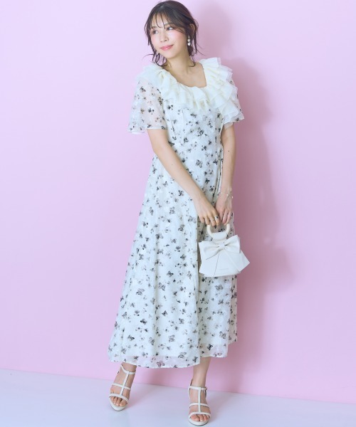 marun(マルン)の「<大きいサイズ>衿元チュールドッキングワンピース marun(ワンピース・レディース・ホワイト系/ブラック系・5L/4L/3L/LL/L)」の17枚目の写真