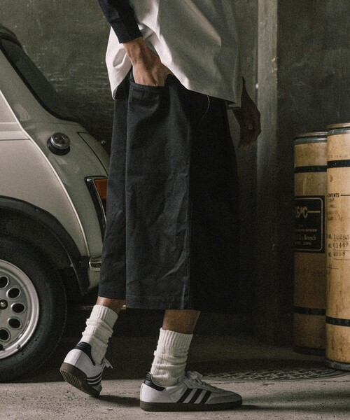 RED KAP（レッドキャップ）の「RED KAP/レッドキャップ 別注 2TUCK BAGGY WIDE TWILL SHORTS PANTS/バギーショートパンツ/ワイドフィット（その他パンツ・メンズ・ブラウン/ベージュ/ブラック/チャコールグレー・MEDIUM/LARGE）」の15枚目の写真