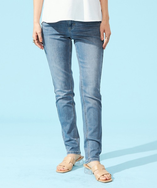 パンツ ESSENTIALS DENIM LOUNGE PANTS S Fear of God Essentials Medium Wash Denim Lounge Pants | PacSun