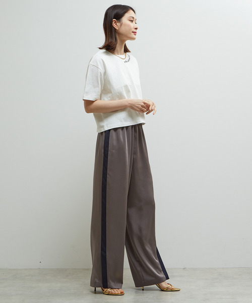 SOFFITTO(ソフィット)の「製品染コンパクトロゴ入りTシャツ(Tシャツ/カットソー・レディース・チャコールグレー/ホワイト/ミント・FREE)」の10枚目の写真