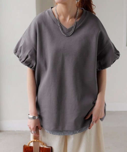 HUG.U（ハグユー）の「＜選べる3タイプ＞ 二の腕カバーTシャツ（Tシャツ/カットソー・レディース・ブラック/ライトベージュ/スカイブルー/ダークグレー/イエロー/レッド/ホワイト/ブルー系その他2/イエロー系その他2/イエロー系その他/ホワイト系その他/ブラック系その他/ベージュ系その他/レッド系その他2/ブルー系その他/グレー系その他2/ホワイト系その他2/レッド系その他/ベージュ系その他2/グレー系その他/ブラック系その他2・FREE）」の8枚目の写真