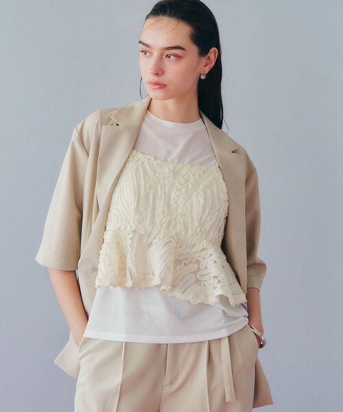 YECCA VECCA（イェッカヴェッカ）の「チュールバテンレースオーバーキャミ（キャミソール・レディース・アイボリー/ブラック・FREE）」の3枚目の写真