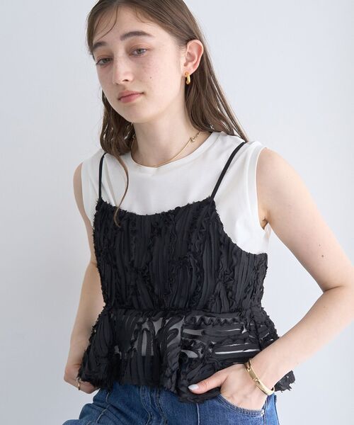 YECCA VECCA（イェッカヴェッカ）の「チュールバテンレースオーバーキャミ（キャミソール・レディース・アイボリー/ブラック・FREE）」の6枚目の写真
