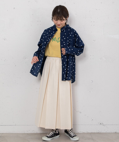 POU DOU DOU（プードゥドゥ）の「ランダムドットプリントバックタックシャツ（シャツ/ブラウス・レディース・スミクロ/ネイビー・M）」の7枚目の写真