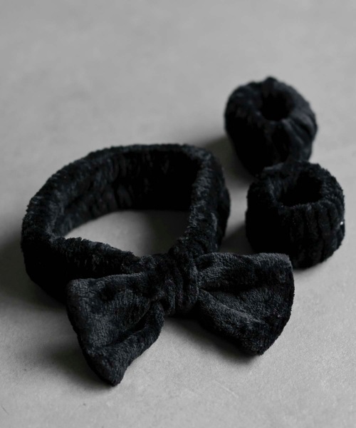 sugri スグリ　ベルベットリボン(Black) 黒　ヘアバンド SUGRI スグリ 黒 ベルベット リボン付きヘアバンド - メルカリ