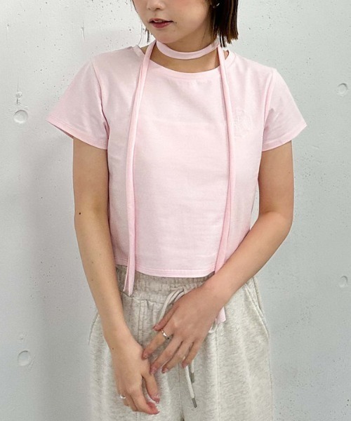 archives(アルシーヴ)の「チョーカー付刺繍チビTee(Tシャツ/カットソー・レディース・ピンク/ブラック/オフホワイト・MEDIUM)」の15枚目の写真