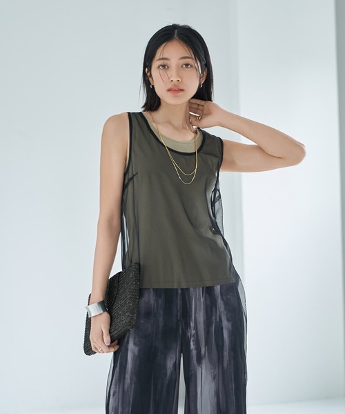 STYLE DELI(スタイルデリ)の「32mm幅すりばちシェイプマットバングル(バングル/リストバンド・レディース・シルバー/ゴールド・FREE)」の3枚目の写真