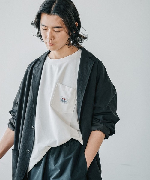 BAYFLOW(ベイフロー)の「【接触冷感・吸水速乾】クールタッチピグメント半袖Tシャツ(Tシャツ/カットソー・メンズ・チャコールグレー/オフホワイト/ブラウン/ブルーグリーン・LARGE/MEDIUM)」の8枚目の写真