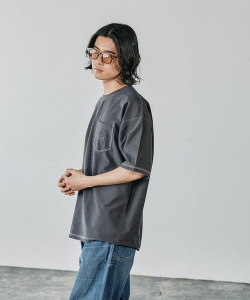 BAYFLOW(ベイフロー)の「【接触冷感・吸水速乾】クールタッチピグメント半袖Tシャツ(Tシャツ/カットソー・メンズ・チャコールグレー/オフホワイト/ブラウン/ブルーグリーン・LARGE/MEDIUM)」の18枚目の写真