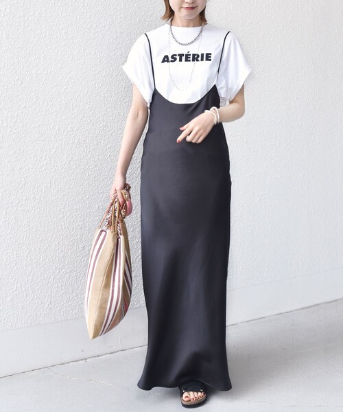 SHIPS(シップス)の「〈手洗い可能〉バック デザイン サテン キャミ ワンピース(ワンピース・レディース・ブラウン/ブラック・ONE SIZE)」の10枚目の写真